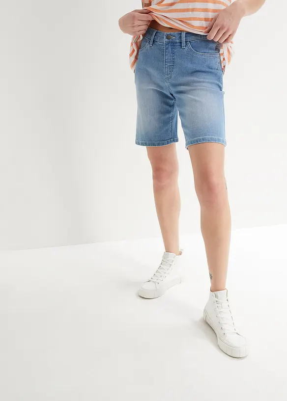 Straight jeans bermuda, mid waist, bonprix