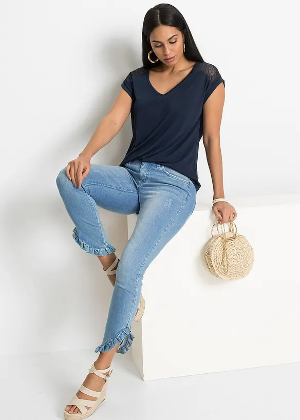 Shirt met kant in een viscosemix, bonprix
