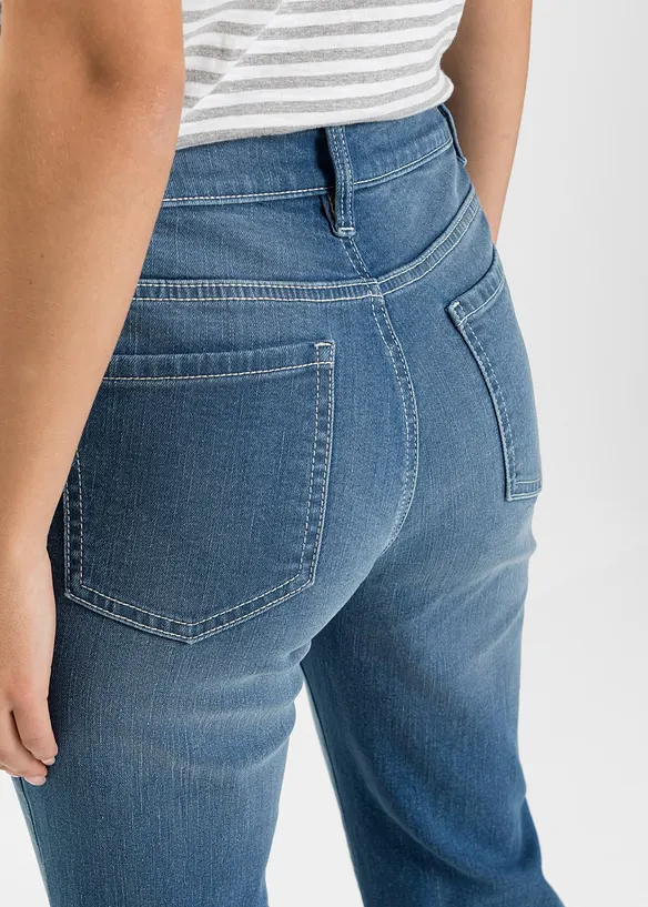 Bootcut jeans mid waist met biologisch katoen, bonprix