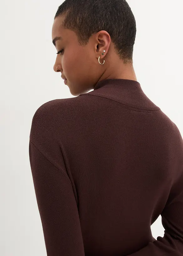 Gebreide maxi jurk met opstaande kraag, lange mouw, bonprix