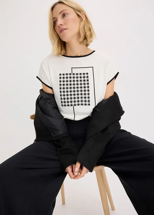 Shirt met opvallende print en biezen in een contrastkleur, bonprix