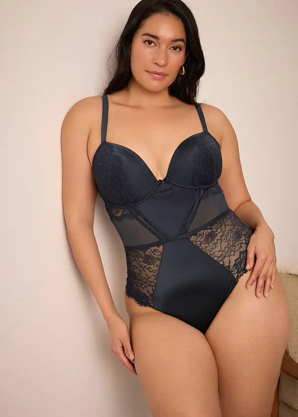 Stringbody met glanseffect, bonprix
