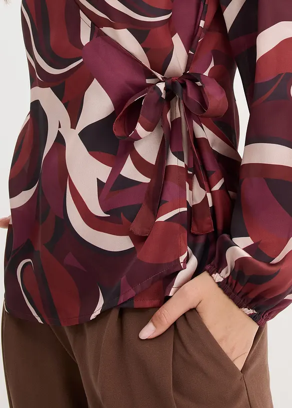 Wikkelblouse van soepelvallend satijn, bonprix