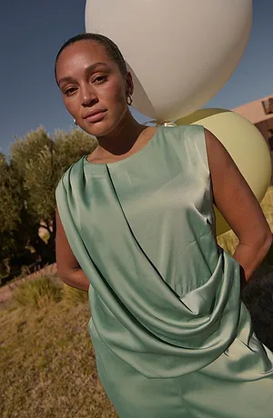 Dames - Jumpsuit van glanzend satijn - pastelgroen