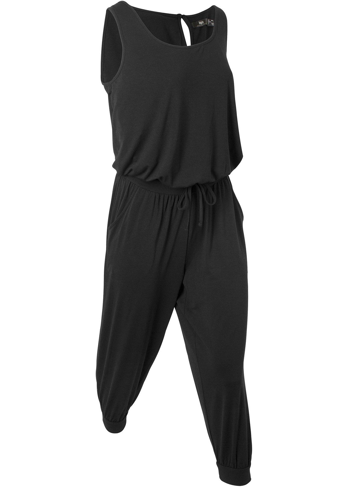 Comfortabele jumpsuit met een ronde hals en 3/4 pijpen zwart