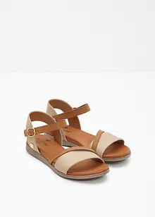 Sandalen van Mustang, Mustang