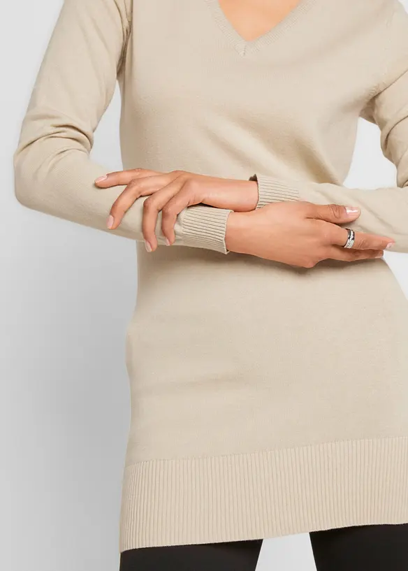 Lange basic trui met V-hals, bonprix