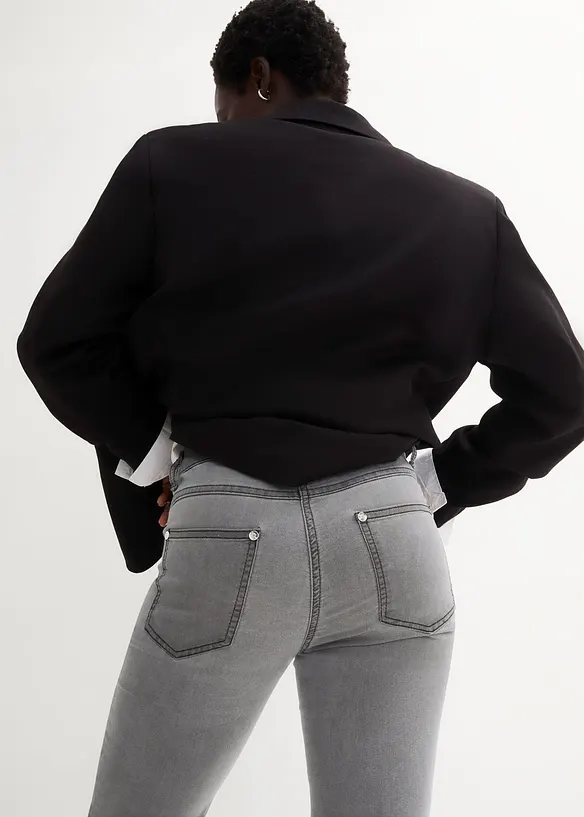 Slim fit jeans mid waist, super stretch, bonprix