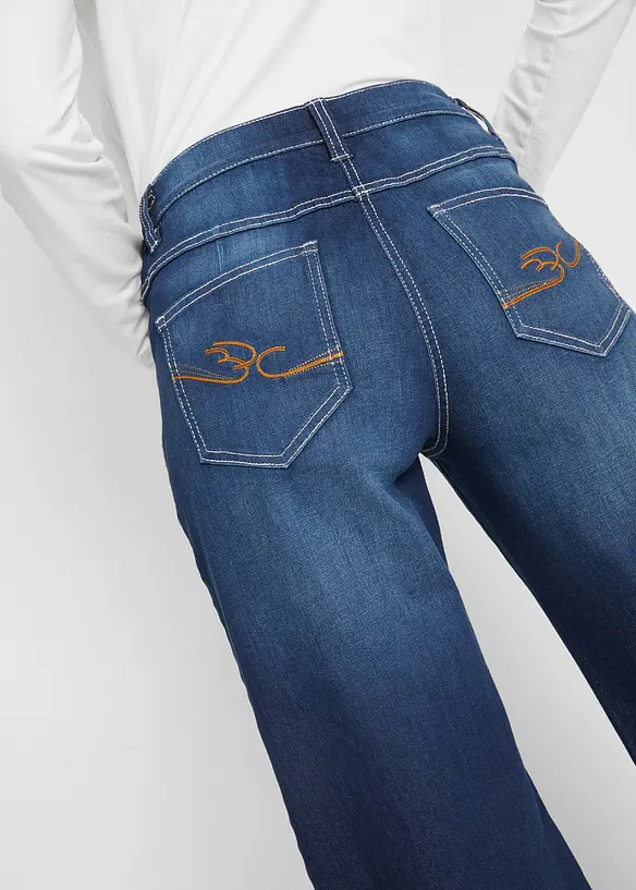 Wide leg mid waist jeans met een comfortabele band, bonprix