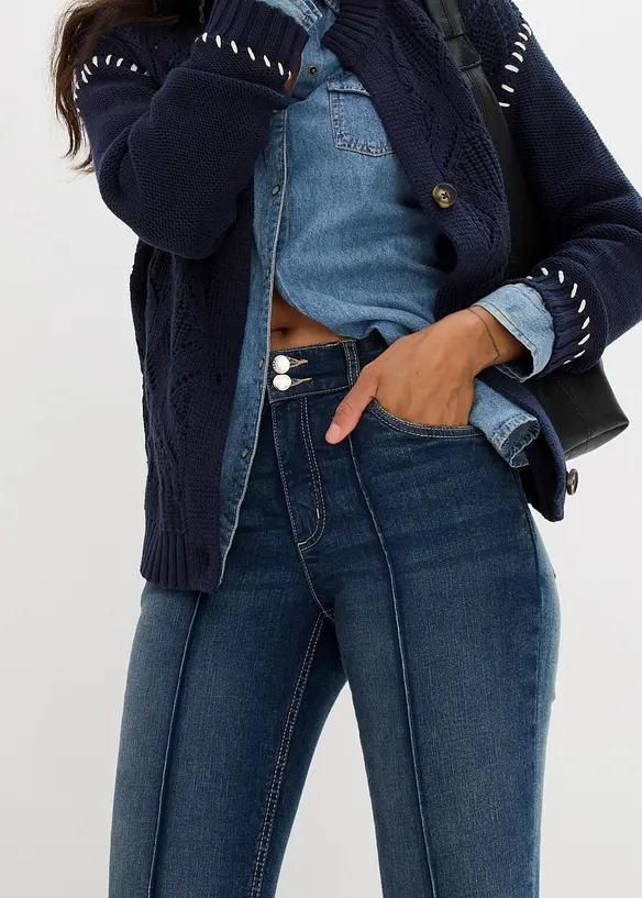 Flared stretch jeans met mid waist, bonprix