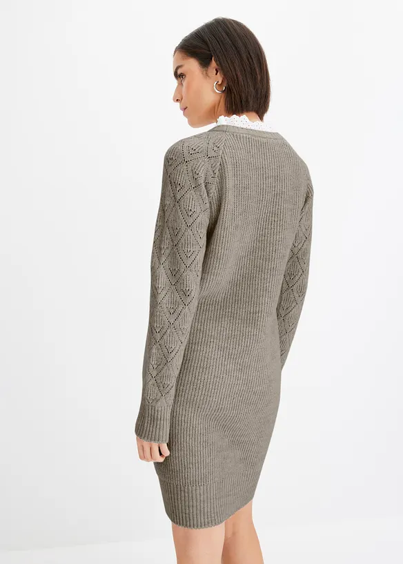 Gebreide jurk met sierknopen, bonprix