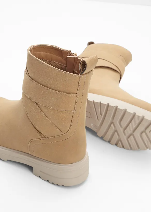 Boots, bonprix