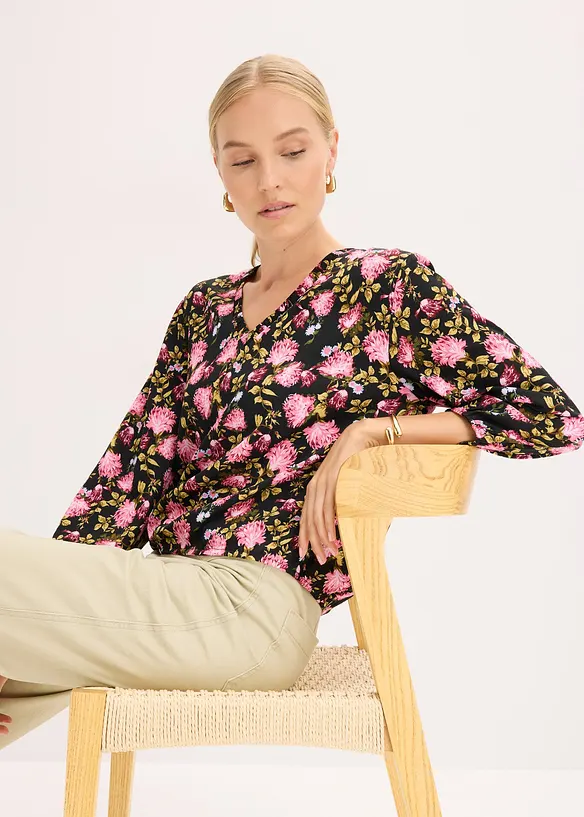 Chiffon blouse met bloemenprint en ruches aan de zoom, bonprix