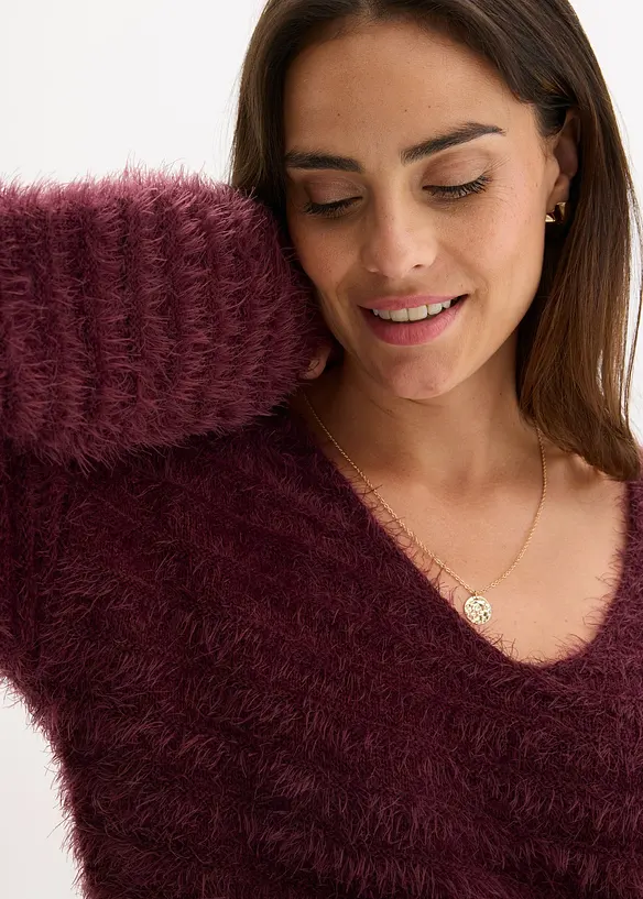 Lange fluffy trui, bonprix