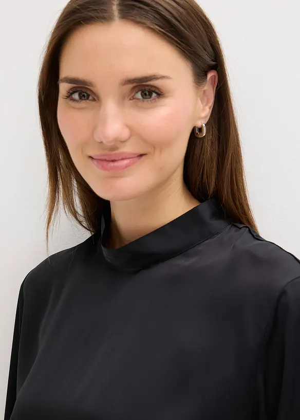 Blouse van soepel satijn, bonprix