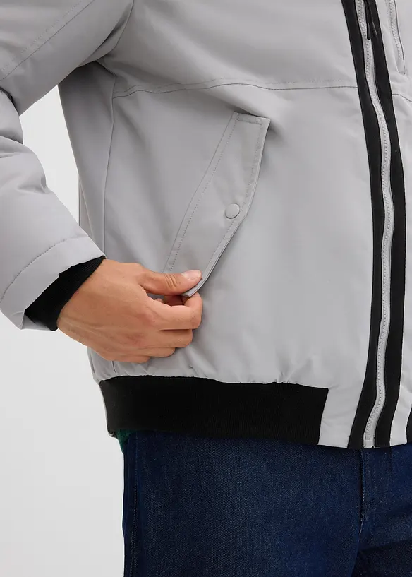 Winterbomber met sportieve details, bonprix